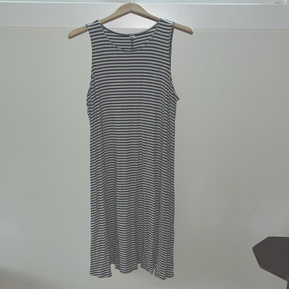 Old navy t-shirt dress, size xl tall.